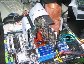 富士康展示創(chuàng)新散熱方案 銅炮超頻技術(shù)結(jié)合CPU GPU一體散熱與轉(zhuǎn)接卡轉(zhuǎn)接線集成